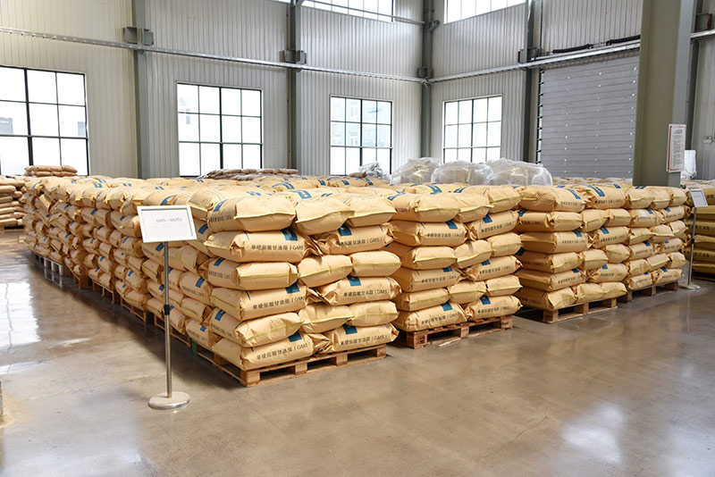 倉(cāng)庫(kù)待發(fā)